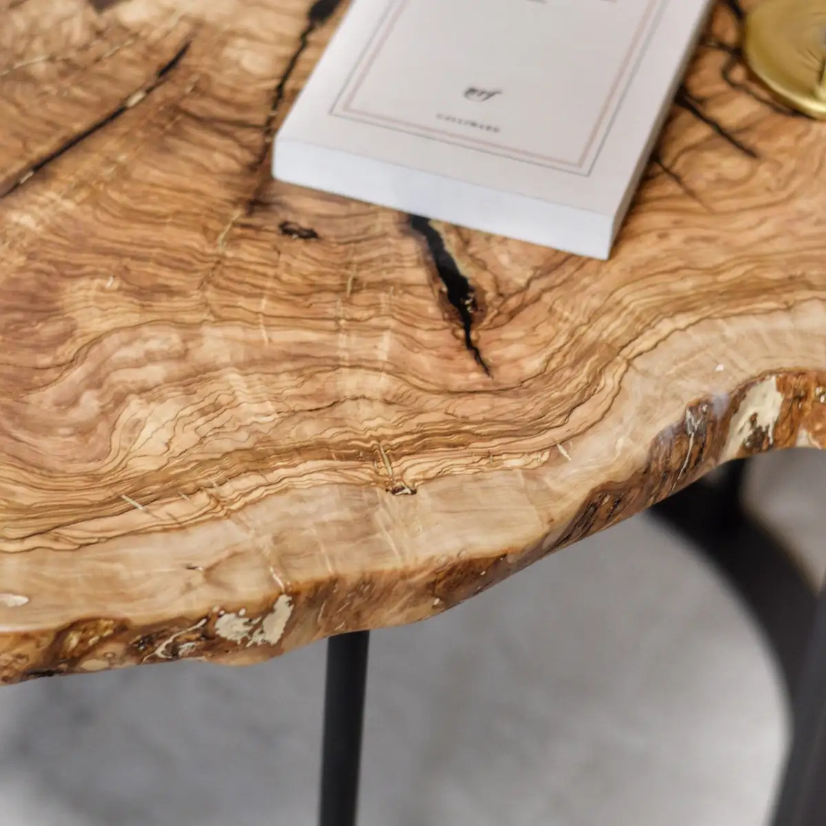 Table souche "Lava"
